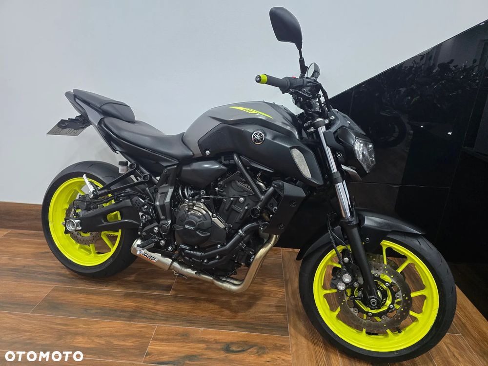 Yamaha MT - 1