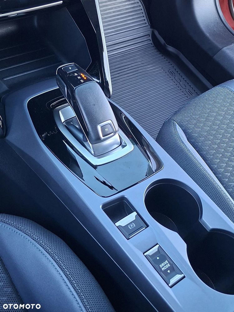 Peugeot 2008 - 24