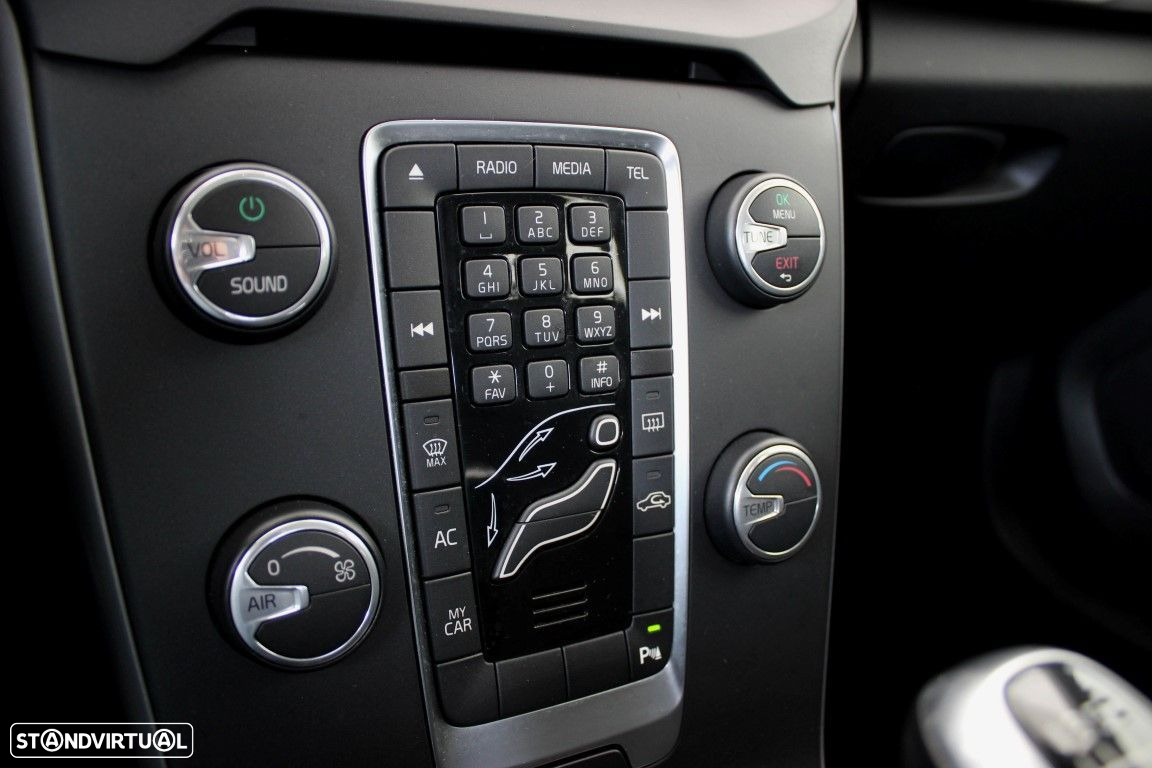 Volvo V40 - 26