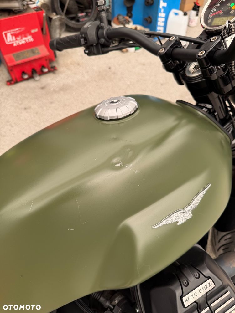Moto Guzzi V7 - 13