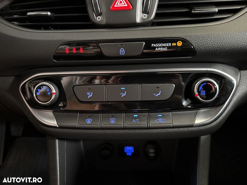 Hyundai i30 - 18
