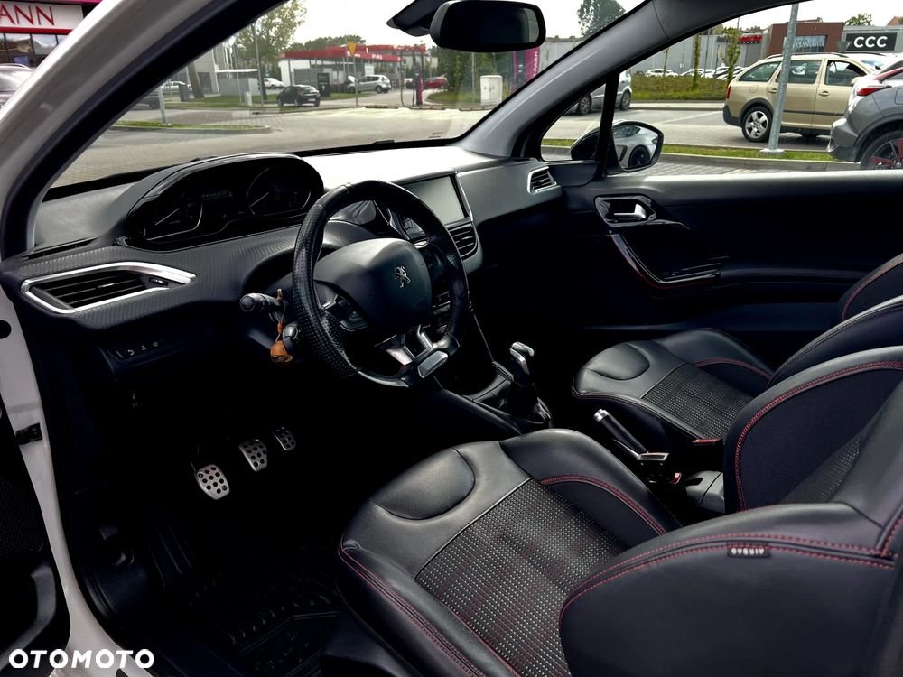 Peugeot 208 1.2 PureTech Allure S&S - 13