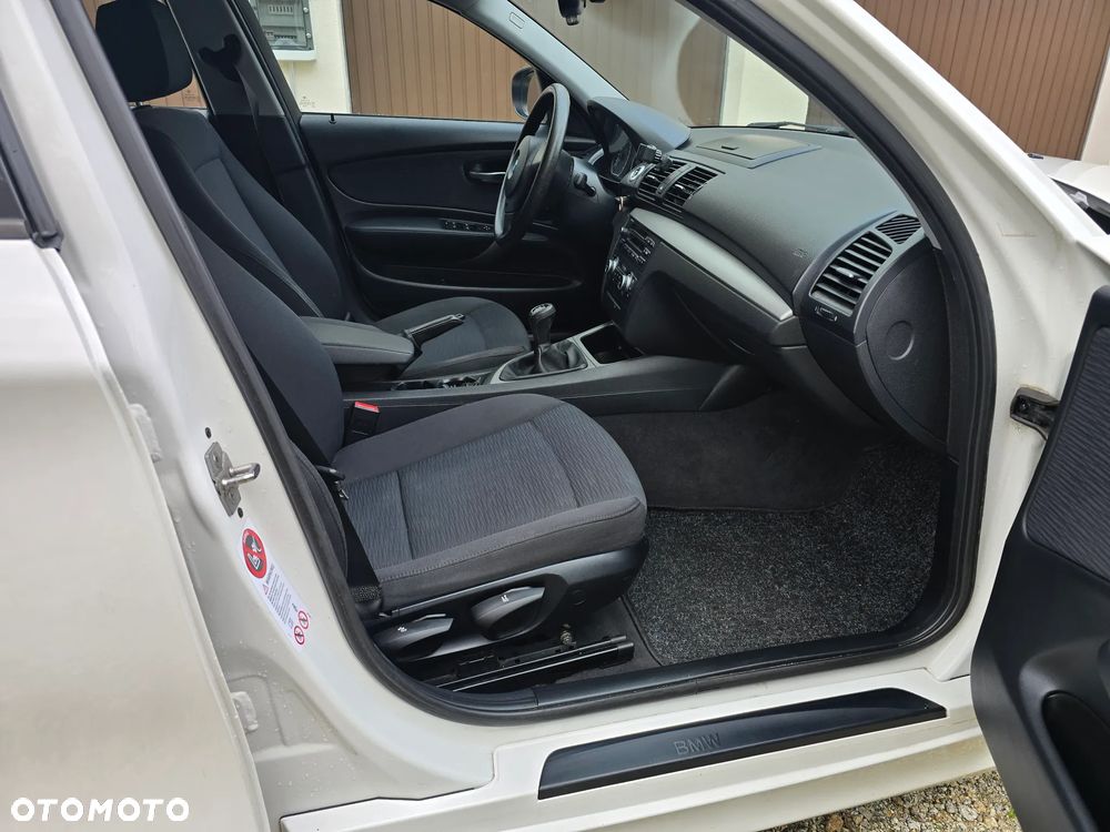 BMW Seria 1 - 20