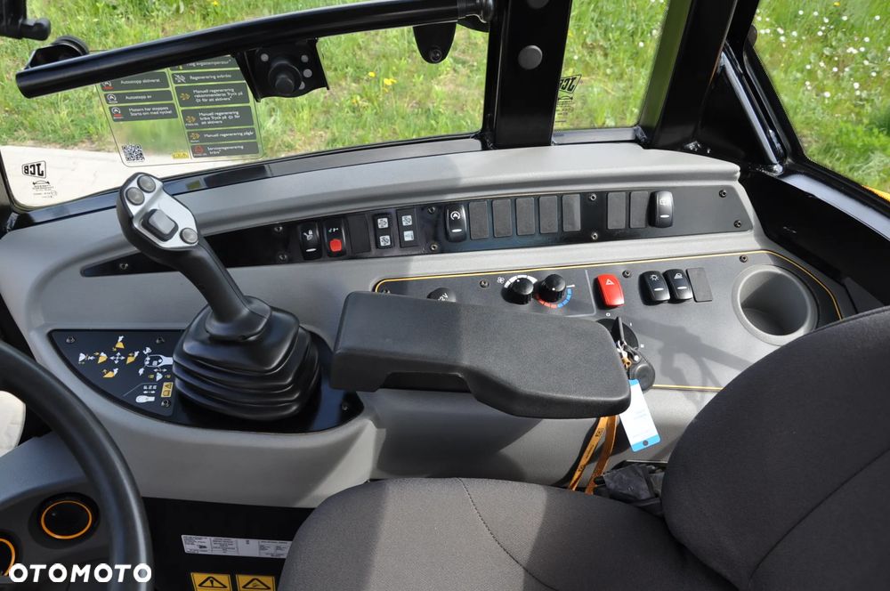 JCB WLS 409 SV MAŁO MTG 359 WIDŁY DO PALET KRAJOWA I WŁAŚCICIEL DOSTĘPNA OD RĘKI - 18