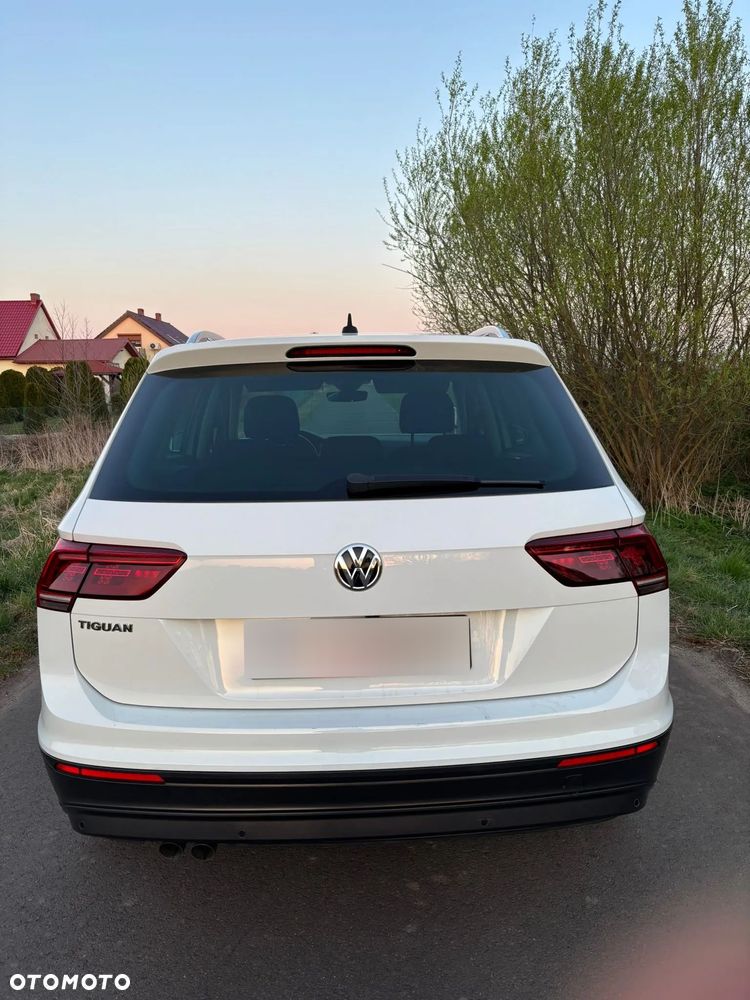 Volkswagen Tiguan - 14