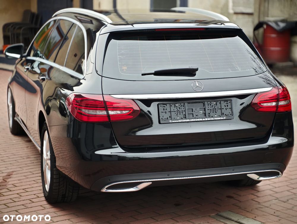 Mercedes-Benz Klasa C 220 d 9G-TRONIC Avantgarde - 4