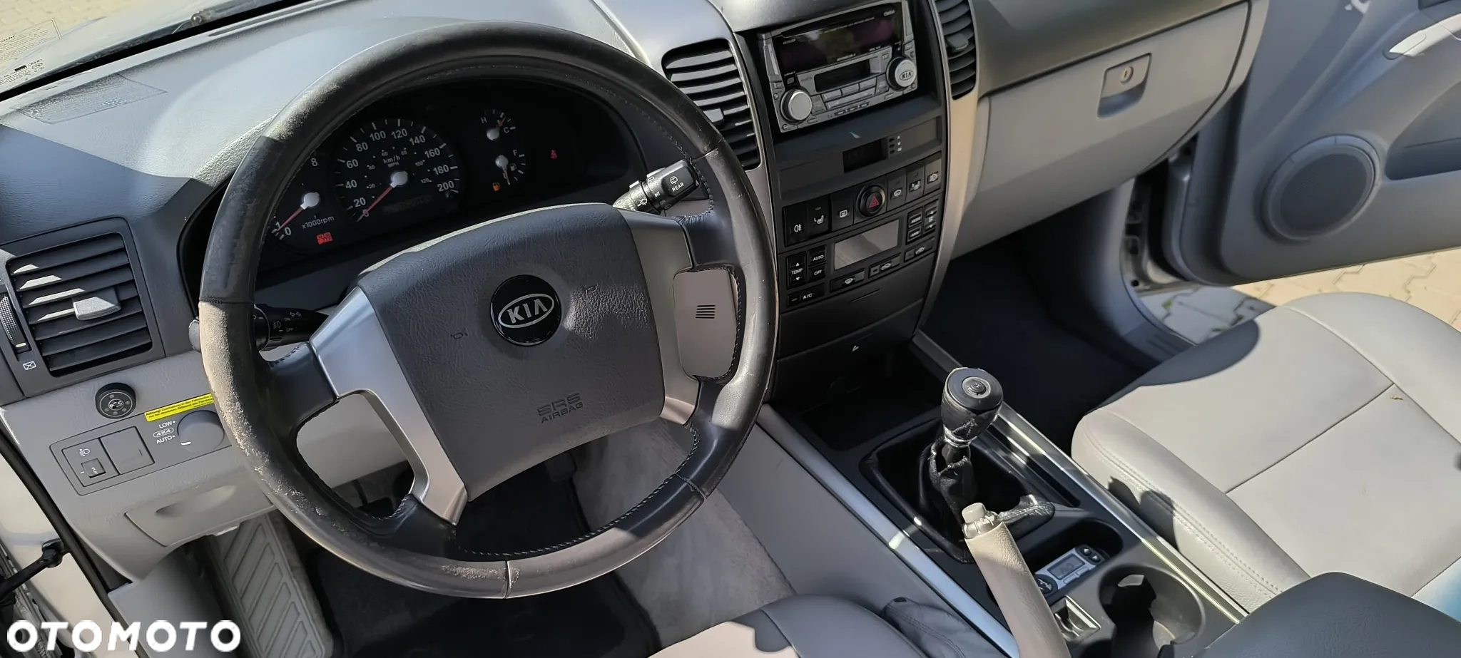 Kia Sorento 2.4 16V LX - 8