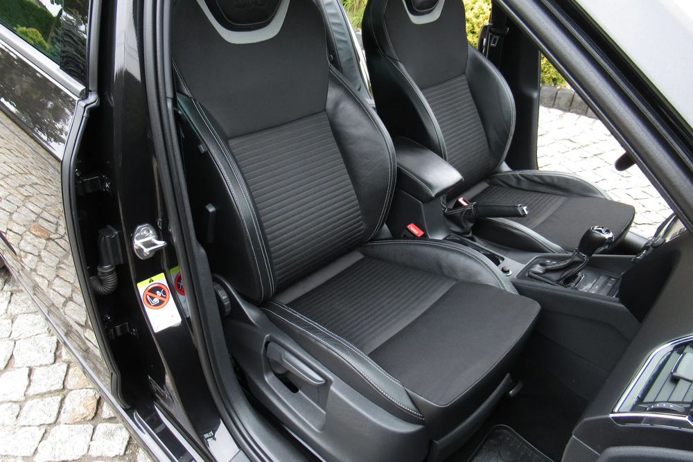 Skoda Octavia 2.0 TDI DSG RS - 7