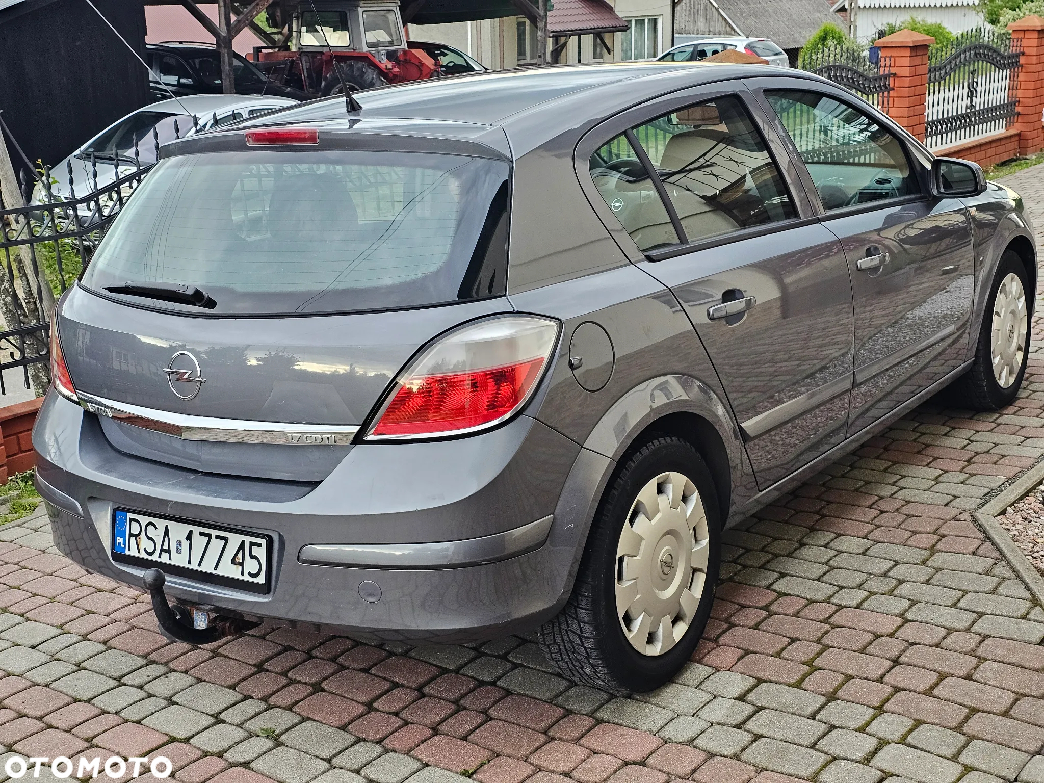 Opel Astra III 1.7 CDTI Essentia - 3