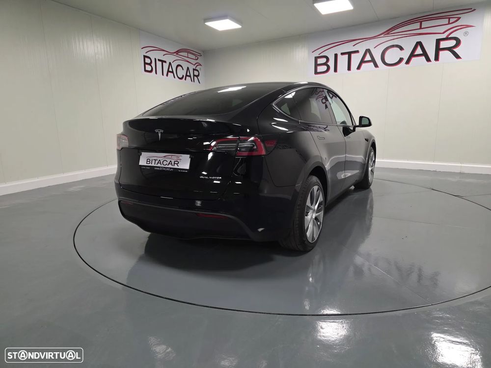 Tesla Model Y Long Range Tração Integral - 29