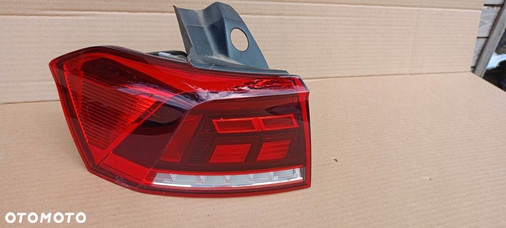VW PASSAT B8 KOMBI LIFT LAMPA LEWA TYLNA LED ORYGINAŁ 3G9945095G - 2
