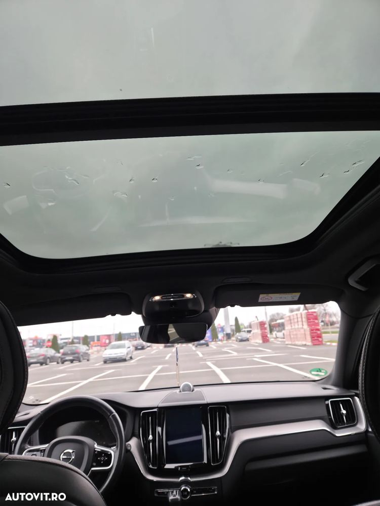 Volvo XC 60 D4 AWD Geartronic RDesign - 23