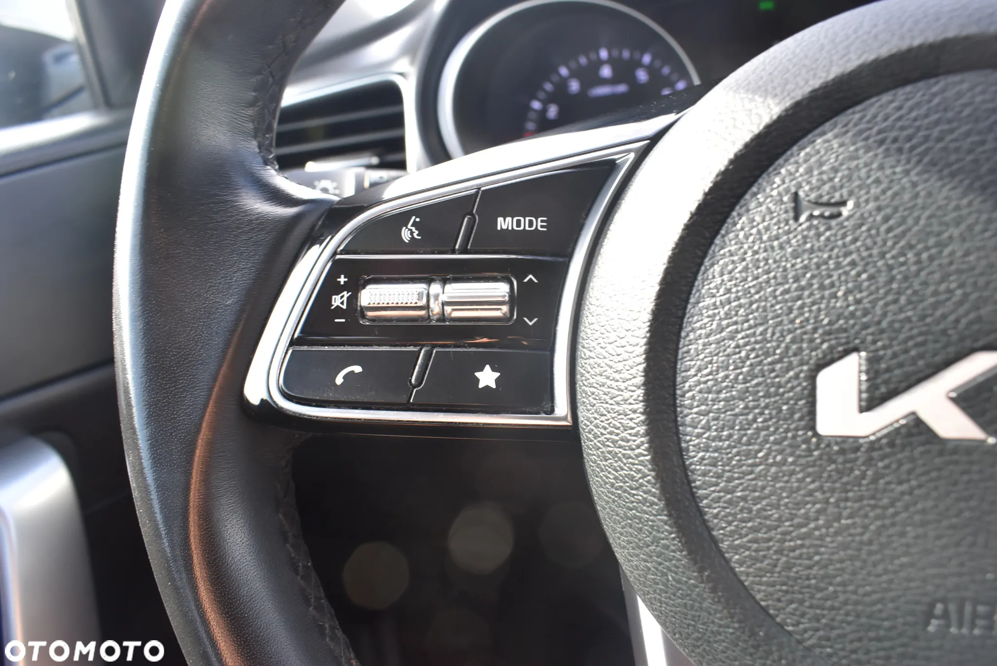 Kia Ceed 1.5 T-GDI M - 19