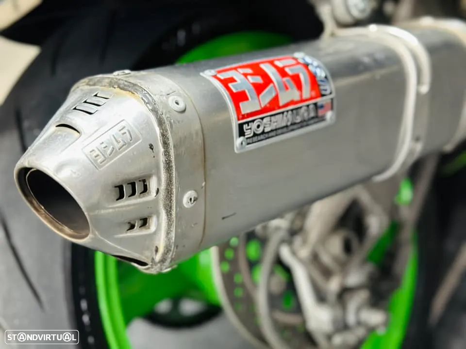 Kawasaki ZXR 750 - 13
