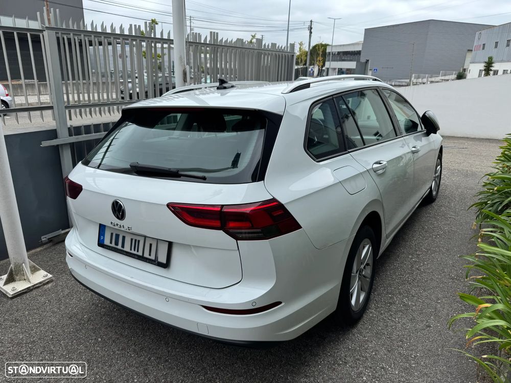 VW Golf 2.0 TDI Conceptline - 3