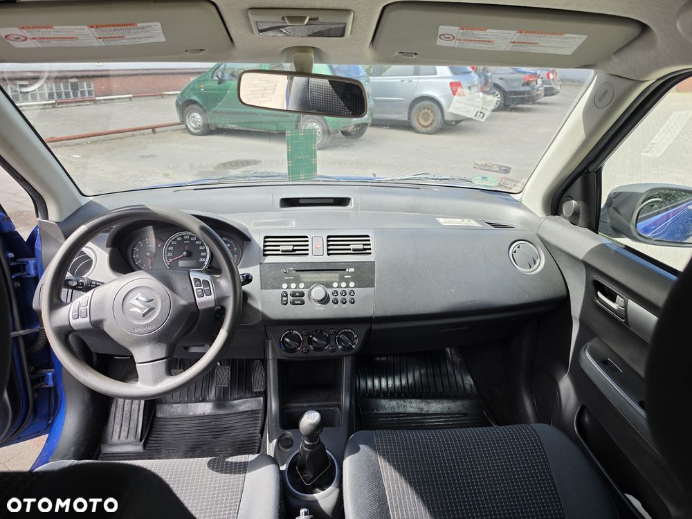 Suzuki Swift - 5