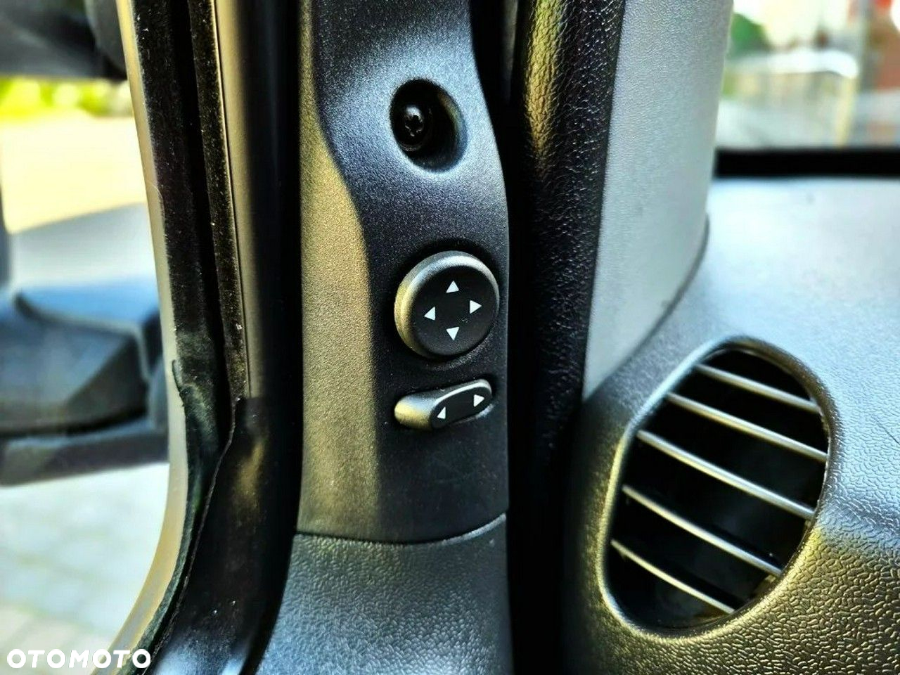 Fiat Doblo - 12