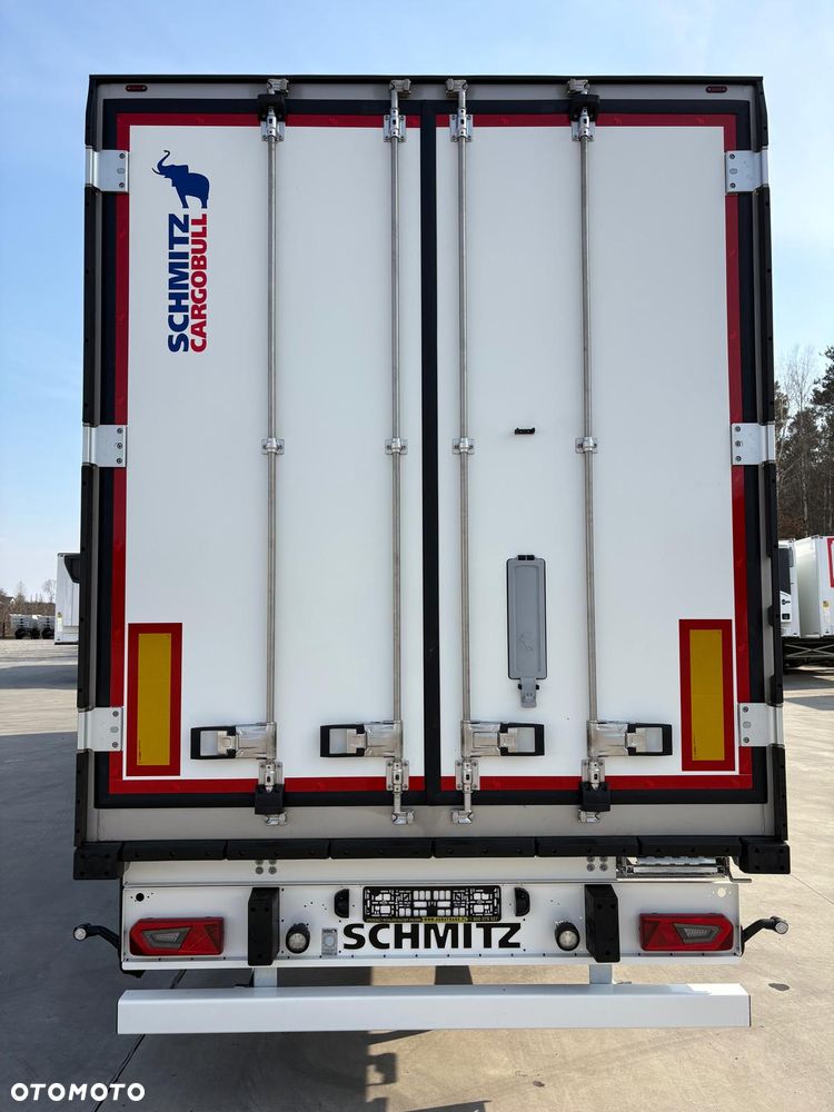 Schmitz Cargobull odbiór w Polsce, Fabrycznie nowa chłodnia Schmitz Standard z listwami LDS Amazon 2026 r. z Thermo King SLX i 300 50, klapy wentylacyjne - 6