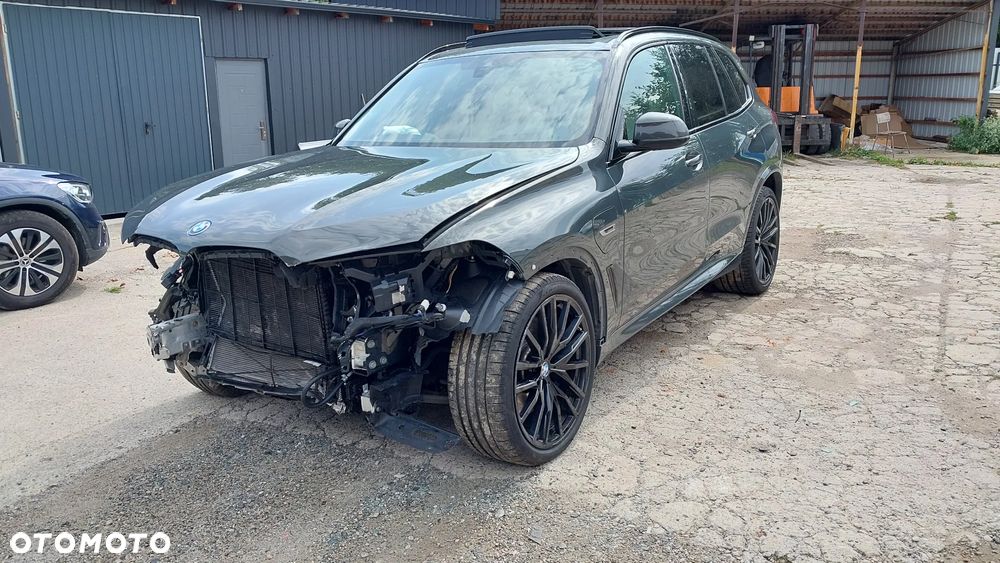 BMW X5 xDrive45e - 2