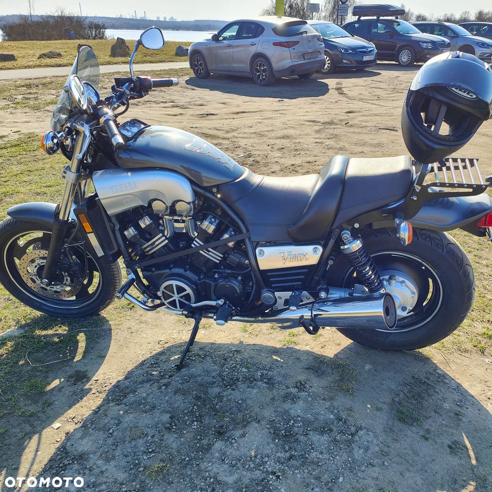 Yamaha V-MAX - 13