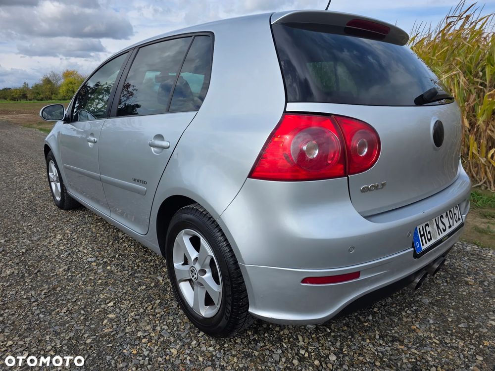 Volkswagen Golf - 27