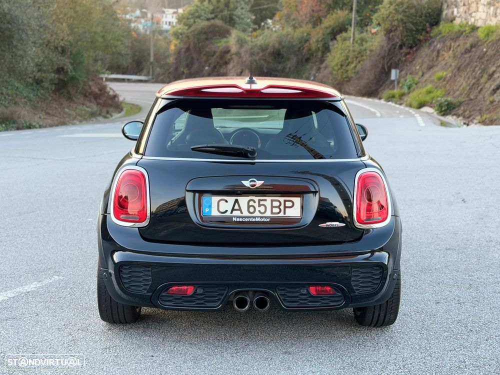 MINI 3 Portas John Cooper Works - 13