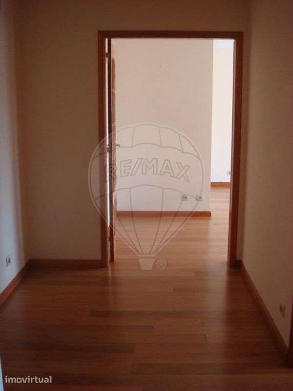 Apartamento T1 para arrendamento - Grande imagem: 3/15