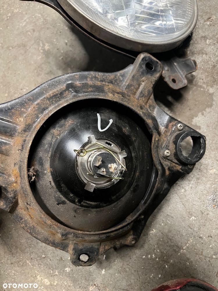 Lampa przednia prawa lewa ssangyong korando 2.9td - 3