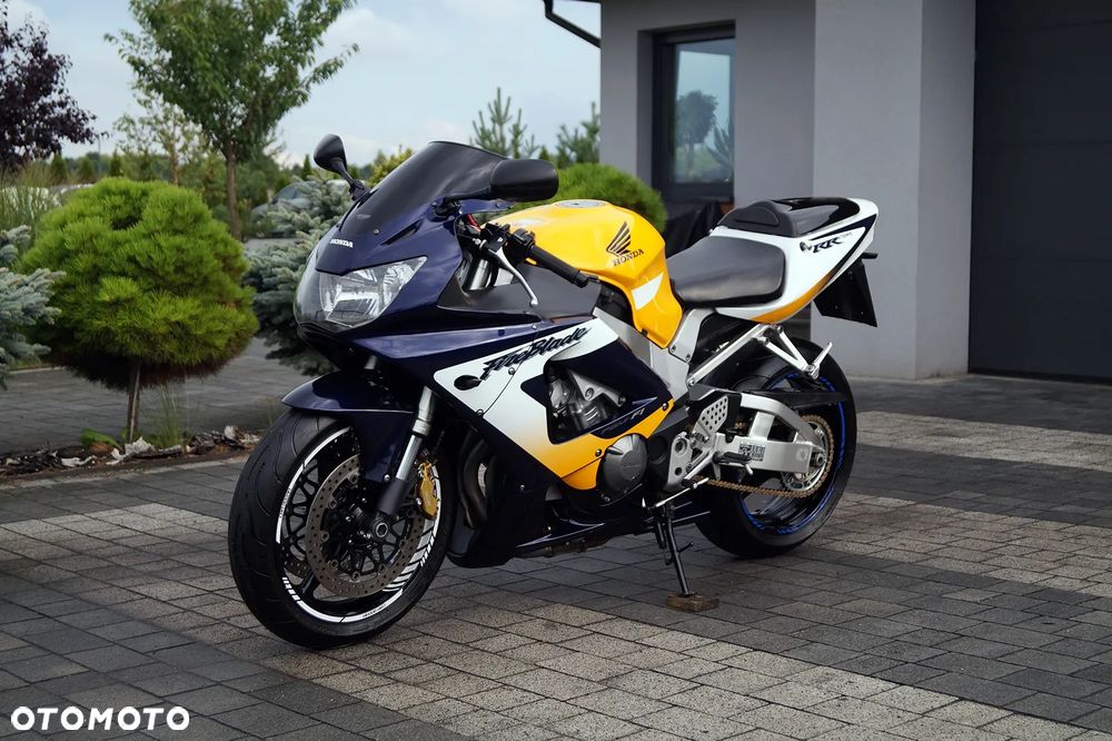 Honda CBR - 2