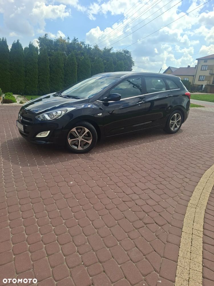 Hyundai i30 blue Kombi 1.6 GDi Style - 3