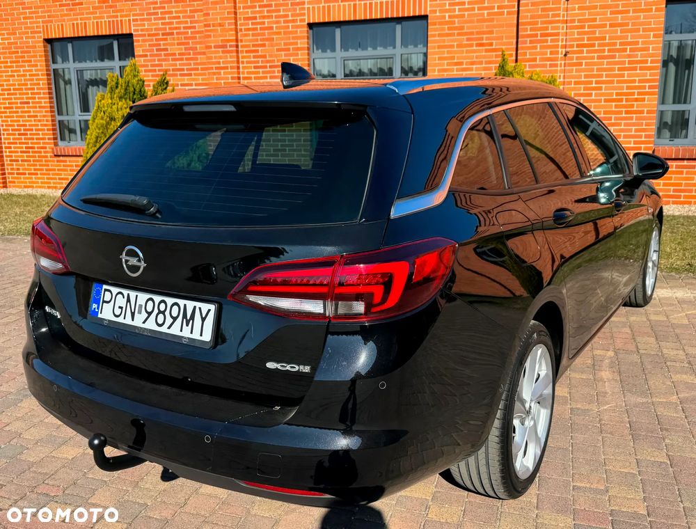 Opel Astra 1.6 CDTI Cosmo - 29