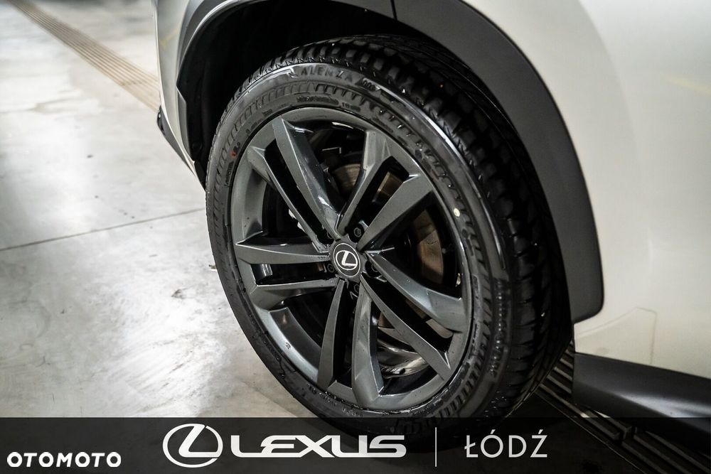 Lexus NX - 7