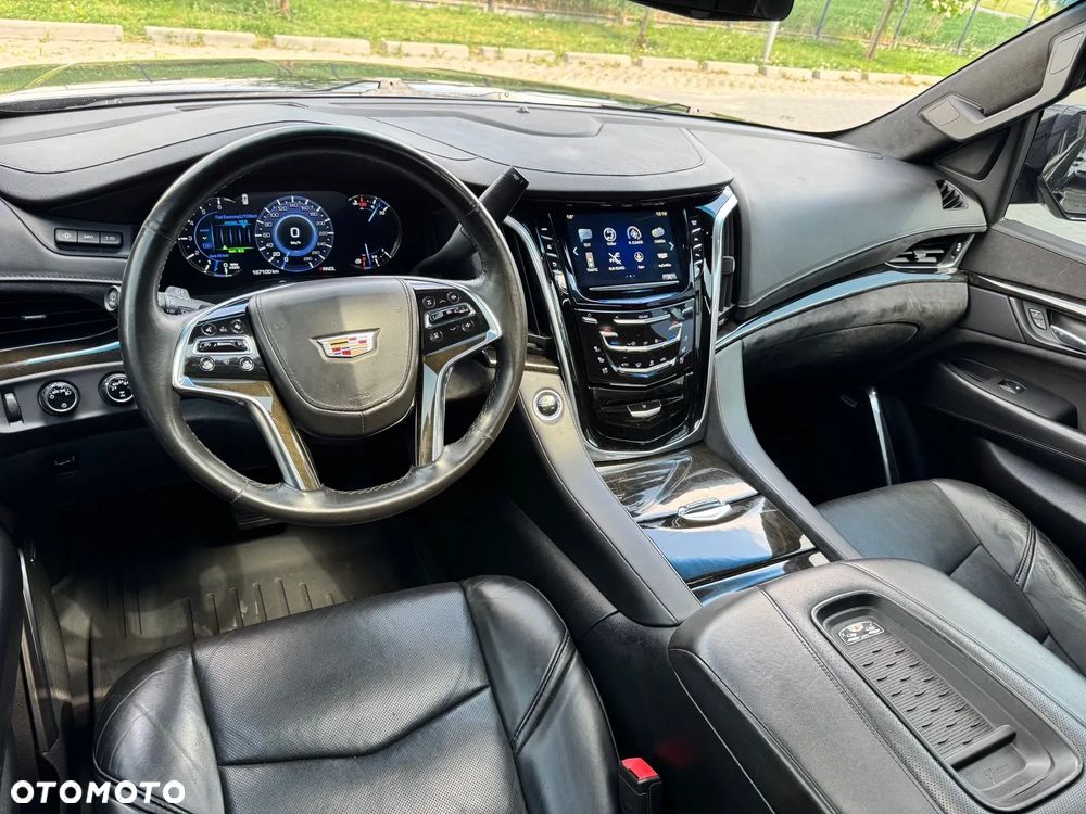 Cadillac Escalade ESV 6.2 V8 AWD AT Platinum - 16