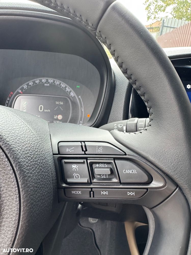 Toyota Aygo X 1.0l CVT Exclusive - 11