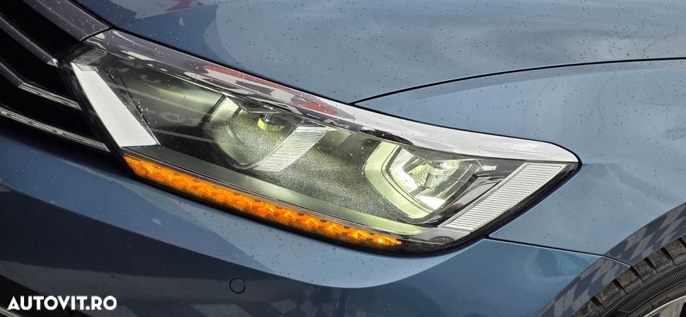 Volkswagen Passat - 16
