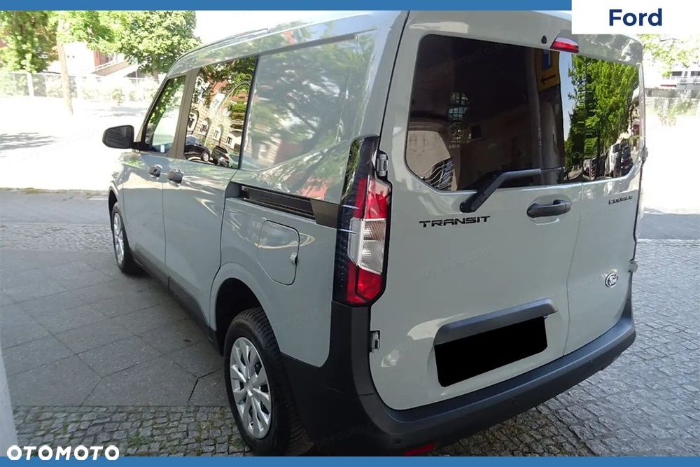 Ford Transit Courier - 5