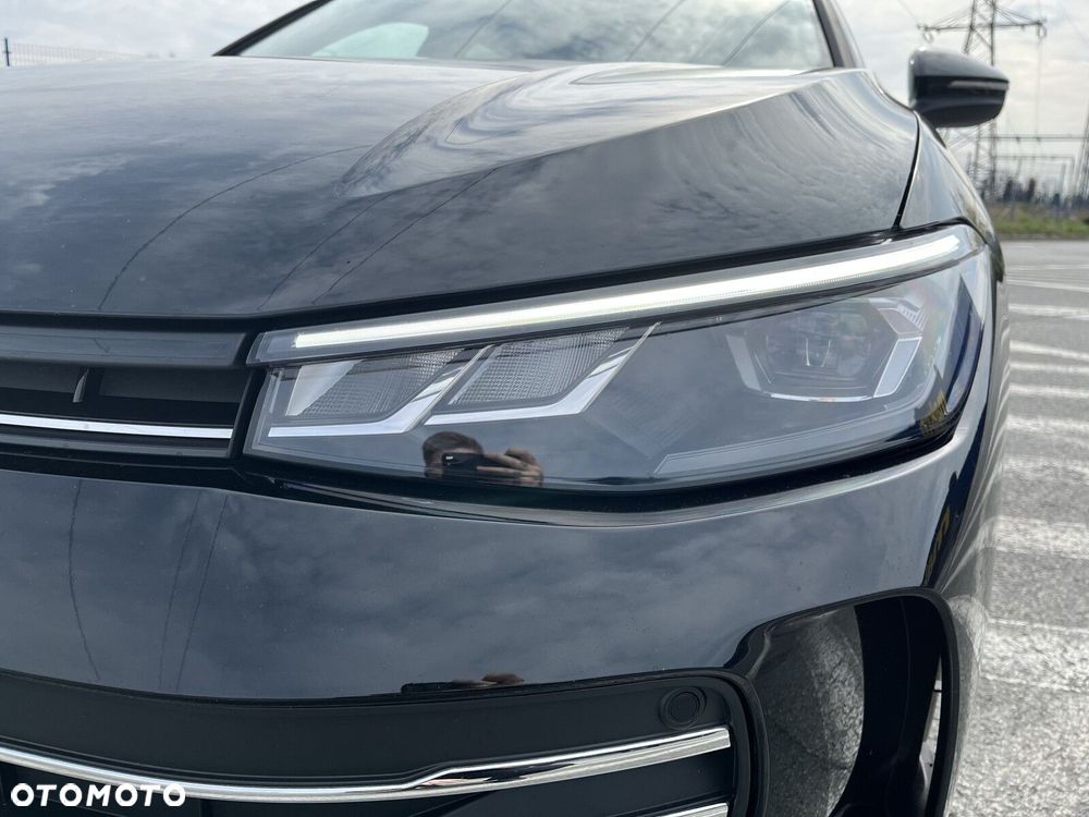 Volkswagen Passat - 24