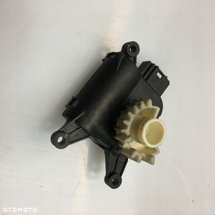 SILNIK NAGRZEWNICY AUDI A3 8P GOLF V 1K0907511C - 1