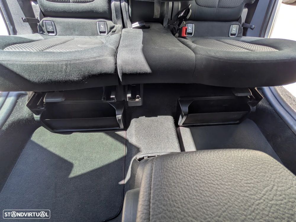 BMW 216 Active Tourer - 31
