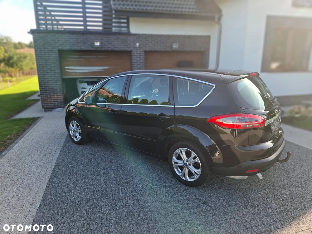Ford S-Max - 10