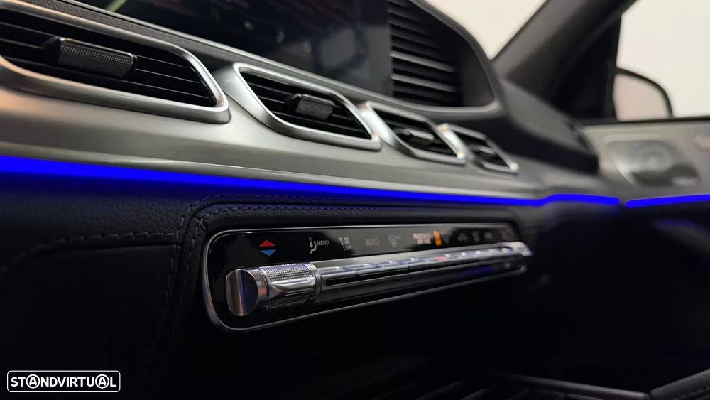 Mercedes-Benz GLE 300 d 4Matic - 23