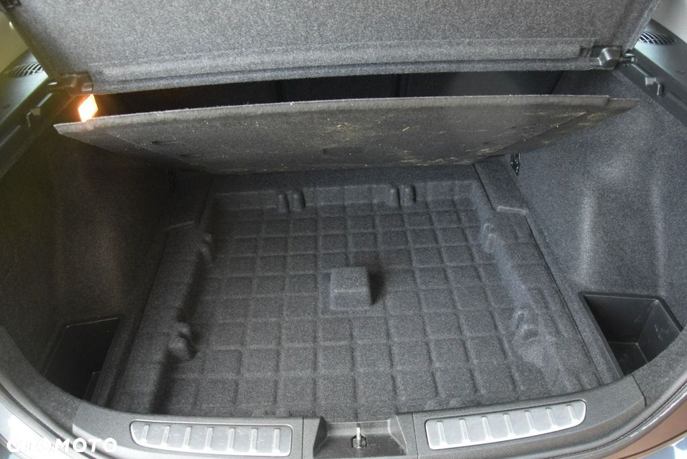 BMW X1 xDrive18d - 22
