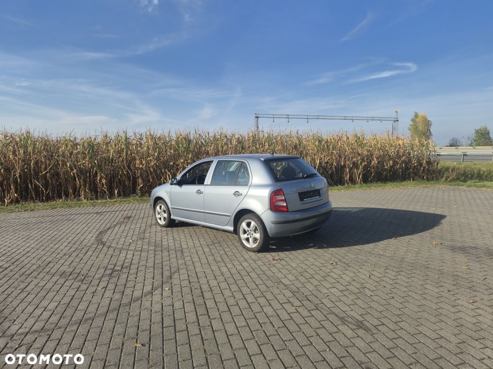 Skoda Fabia 2003 photo 4