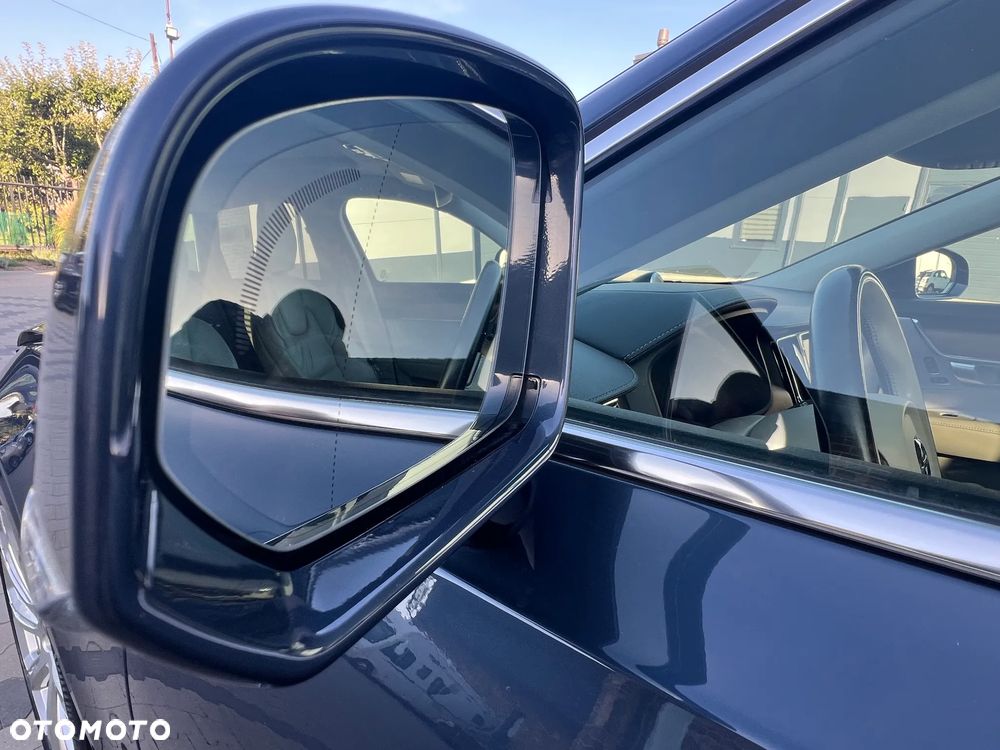 Volvo V90 - 36