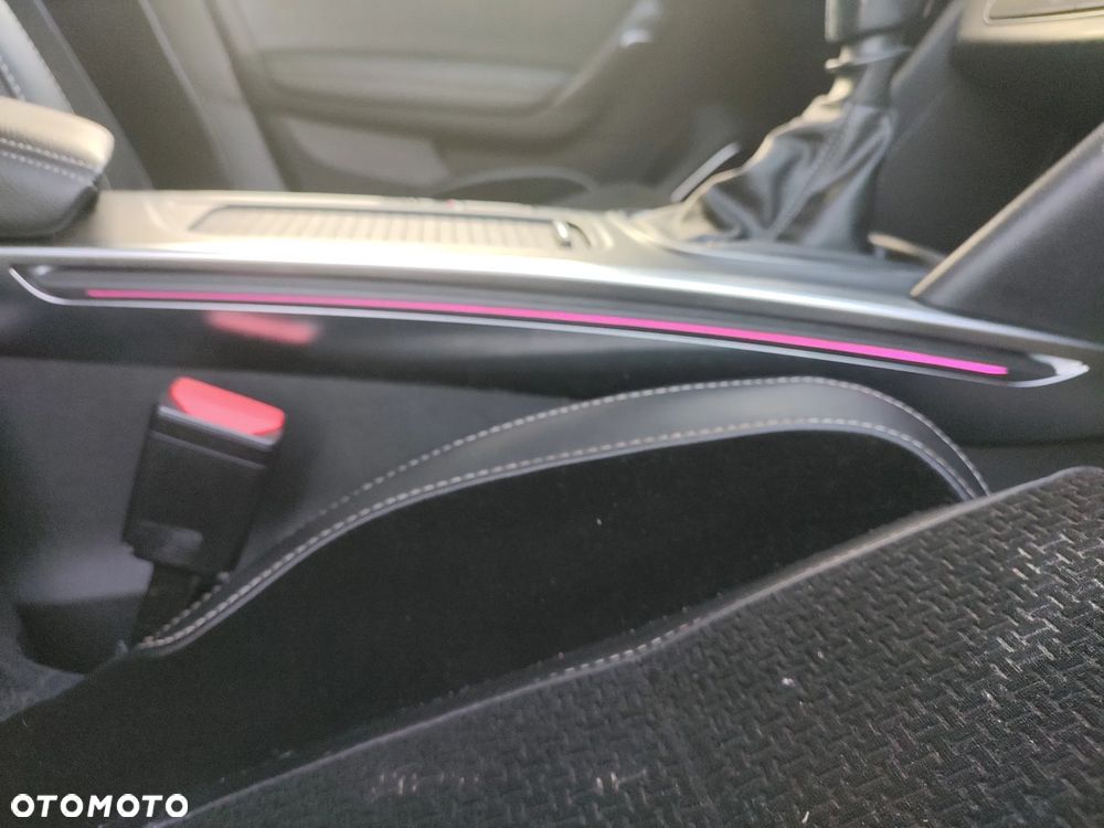 Renault Megane ENERGY dCi 110 GT LINE - 38