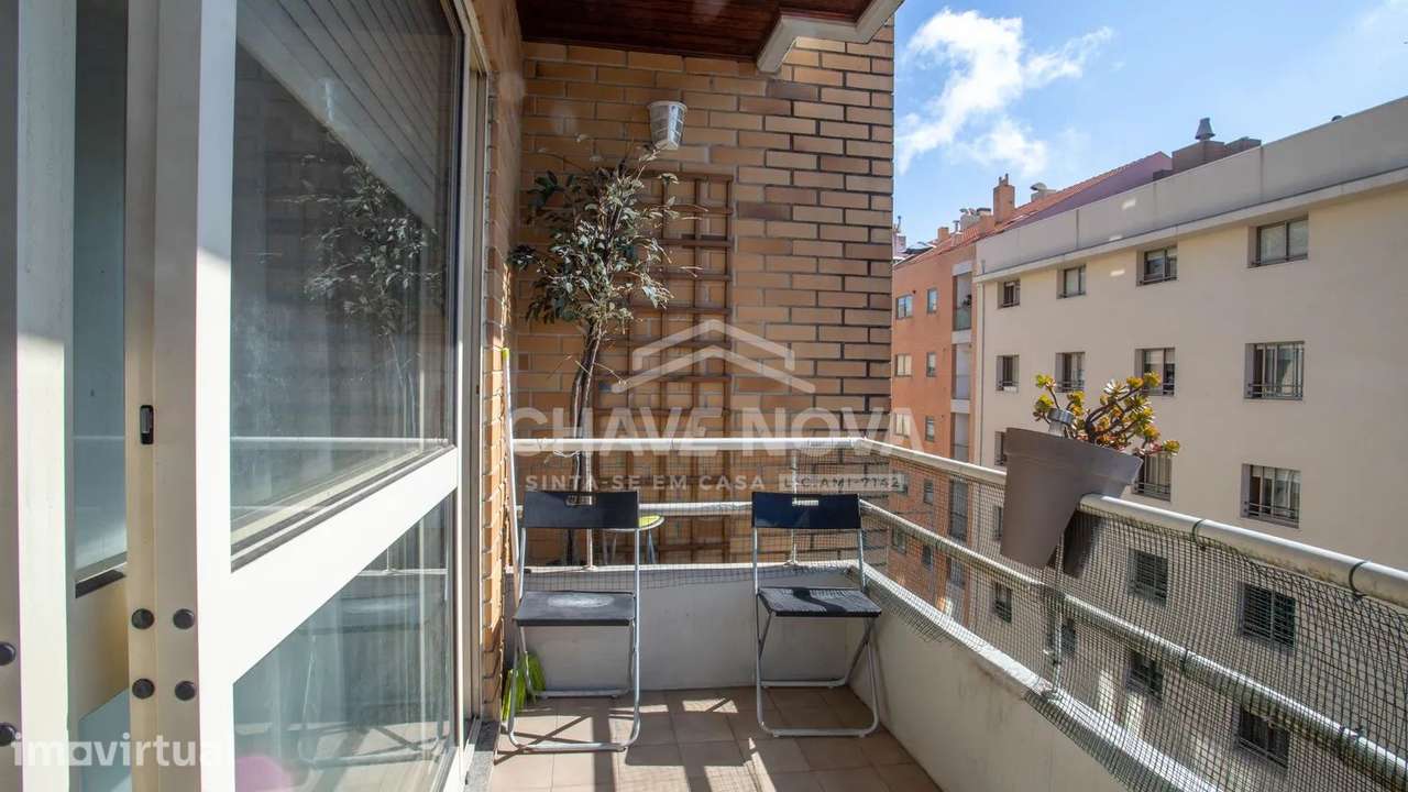 T2+1 c/ Lugar de Garagem e Arrumo em Santa Marinha - Grande imagem: 3/40