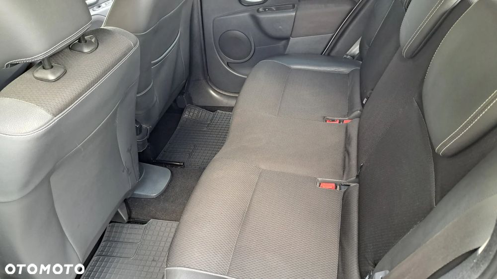Renault Modus Grand 1.5 dCi FAP Luxe - 12