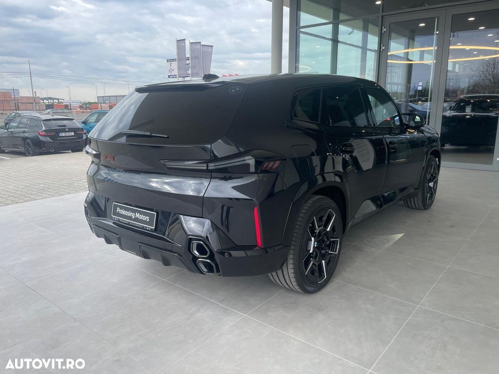 BMW XM - 5