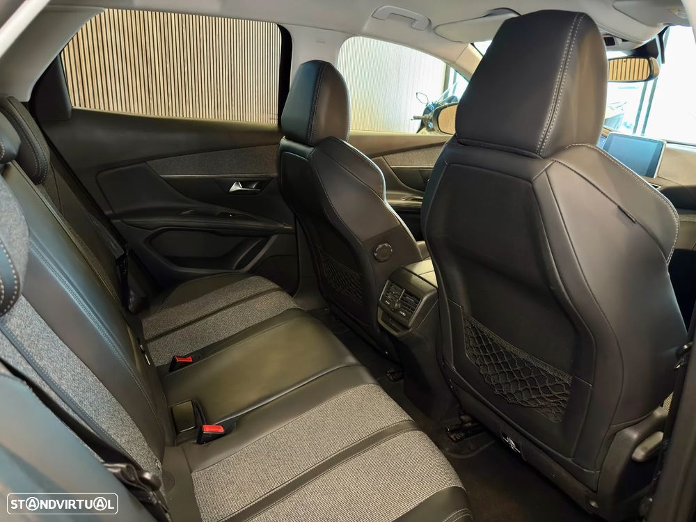 Peugeot 3008 1.6 BlueHDi Allure EAT6 - 31