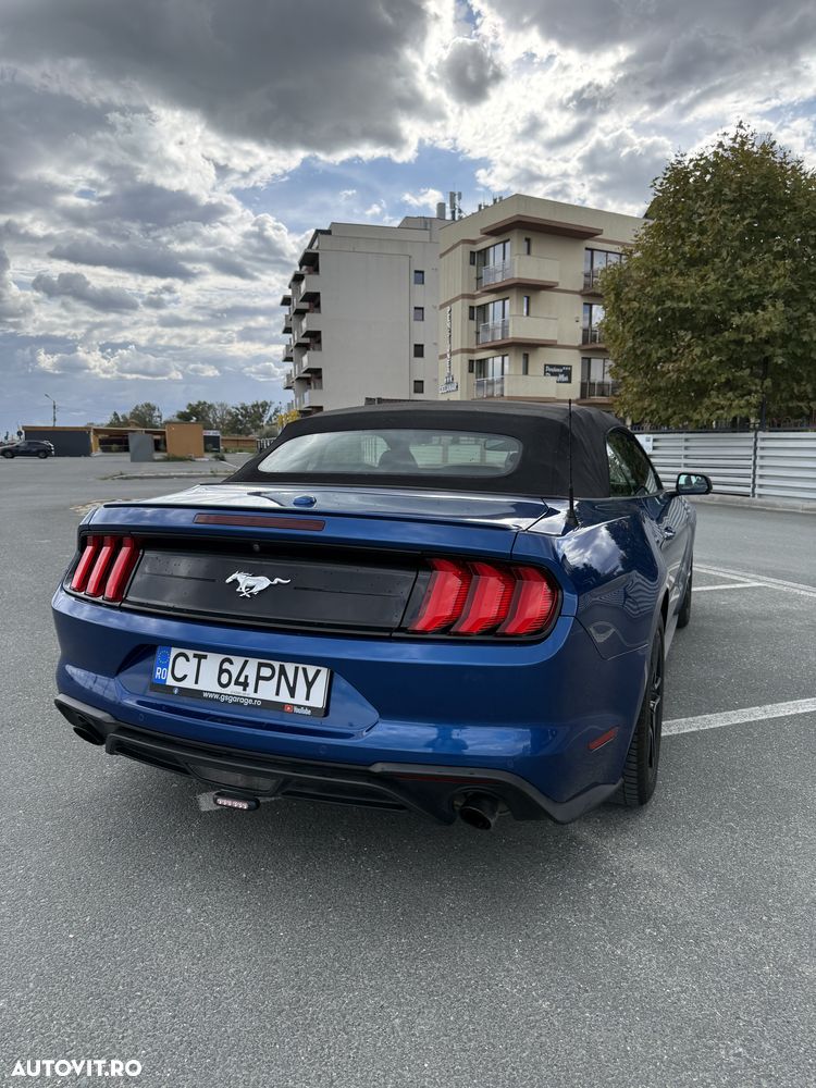 Ford Mustang 2.3 EcoBoost Aut. - 3